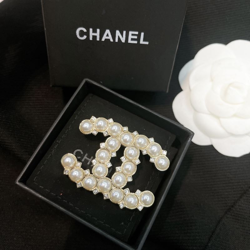 Ch*el brooches